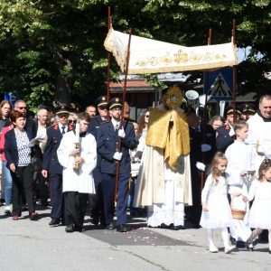Vatrogasci u Tijelovskoj procesiji
